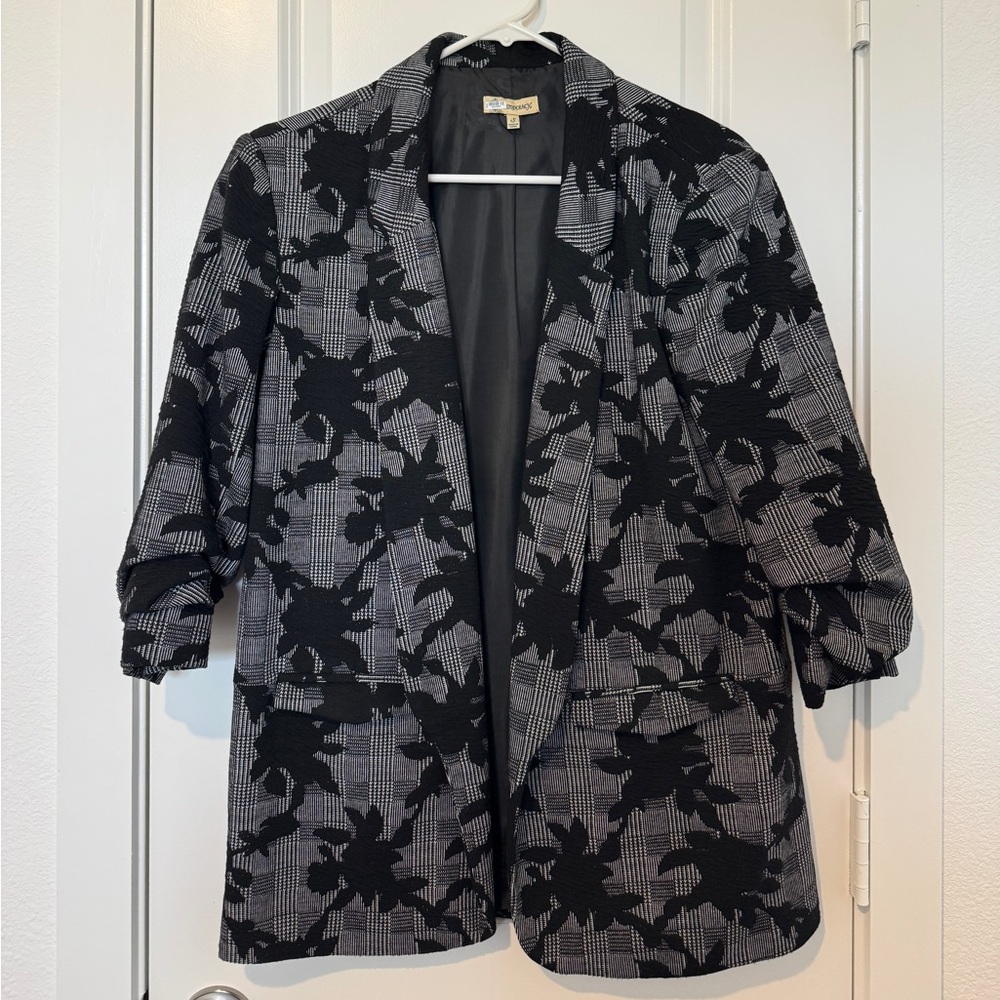 Democracy Black and Gray Floral Blazer